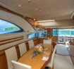 motor-yachts-ferretti-760-antropoti-yacht-concierge (7)